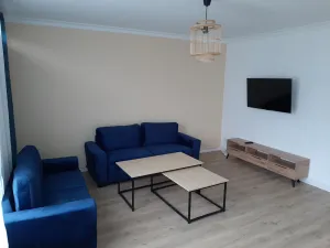 Image of Spacieux Appartement de 100 m2 Situé a 20 Minutes du Centre de Paris en Train