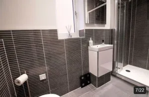 Image of Solent Heights Modern Luxury with Hot Tub & Garden Sleeps 8