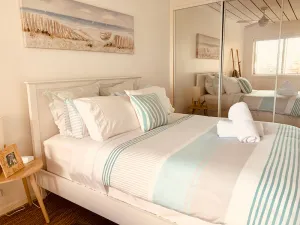 Image of Coolangatta, Gold Coast unit walk to beach & shops