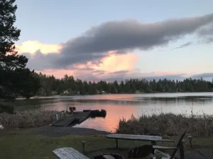 Image of The cottage by the lake