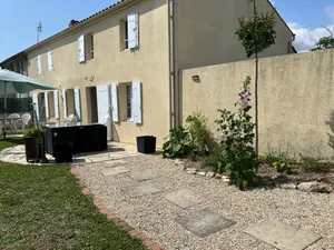 Image of Rent charentaise house,