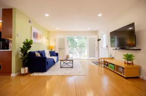 Image of ✨Spacious 2B2B in Sunnyvale 🌲 Patio\/AC\/1000mb wifi\/ more…