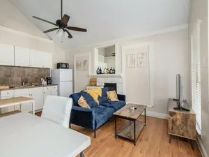 Image of A COZY home in south Houston