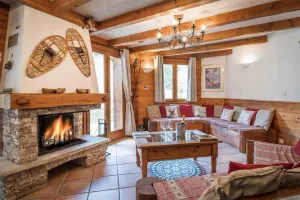 Image of Chalet, fitness, terrace, fireplace or stove, parking, tv, ski locker, 165m², La Tania