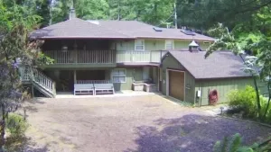 Image of Big house, big yard, close to everything in Mount Gretna!!