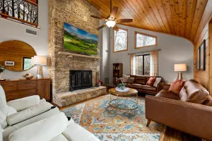 Image of 5 Acre Extra Private Gatlinburg Family Chalet - Fire Pit - Hot Tub