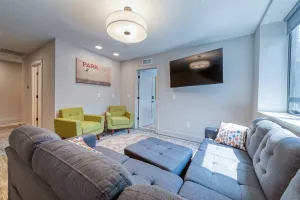Image of Spacious & Spotless Home in A2 Walk to Big House