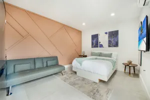 Image of Modern 1BR 15min to MIA Kitchen & Private Entrance