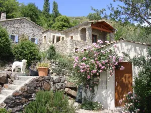 Image of Authentic architecture, ultimate tranquility, stunning views, parking