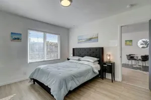 Image of Parking + FREE Bikes! Stunning 1b\/1b Apt