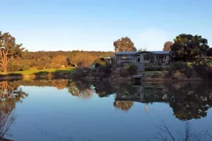 Image of Lavandula cottage