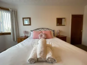 Image of 1930s 3Bed House in Quiet Village w/ Large Garden