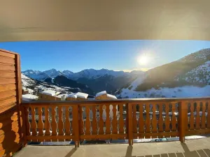 Image of 2nd floor, balcony, tv, ski locker, 39m², Alpe d'Huez