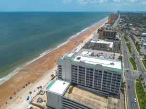 Image of Seascape 405 | Centrally Located w\/ Walking Distance to Area Fun!