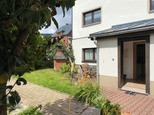 Image of Gemütliche Ferienwohnung Über 2 Etagen mit Garten und Kamin, Haustierfreundlich!