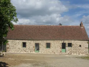 Image of Charming Eco-Friendly 15th Century Cottage with Enclosed Garden and Modern Amenities