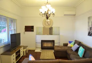 Image of Fremantle Colonial Lodge 4 (no children)