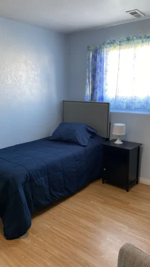 Image of Spacious room in West Jordan A