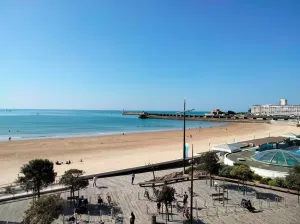 Image of Appartement T2 - Accès Direct Plage, à 150m du Centre, Les Sables d'Olonne - FR-1-331-225