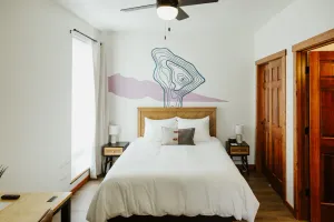 Image of Brand New Queen Studio Suite with Full Kitchen and Washer\/Dryer in the Heart of Kalispell, MT