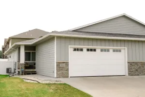 Image of Executive Twin Home in quiet neighborhood located in south central Sioux Falls