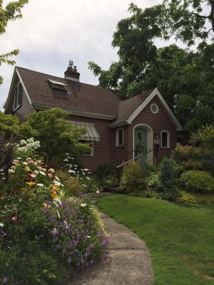 Image of Delightful Cottage in Central Eugene