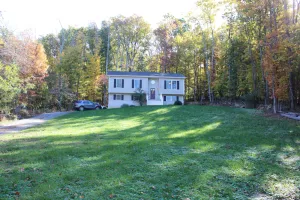 Image of Stunning House! Minutes From Shenandoah River