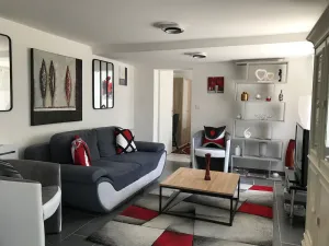 Image of Cosy T3, large garden, 200 m from Parc St Nicolas, parking, Wifi THD, Angers