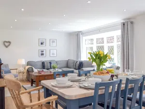 Image of 4 bedroom accommodation in Lamphey, near Tenby