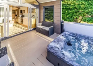 Image of Pladda Pod with Hot Tub
