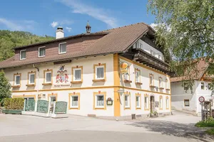 Image of Vacation Apartment \"Mentenwirt\" with Mountain View, Wi-Fi & Terrace