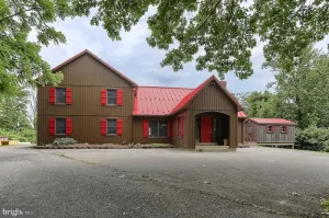 Image of Texter Mountain Lodge - 105 Acre Mountain Home