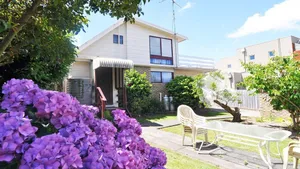 Image of Getaway on Garden