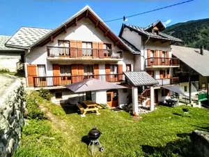 Image of Just 5 minutes from the Domaine des Sybelles! Fully equipped apartment with view.