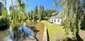 Image of Ker Lenn au bord d un etang, jolie propriete