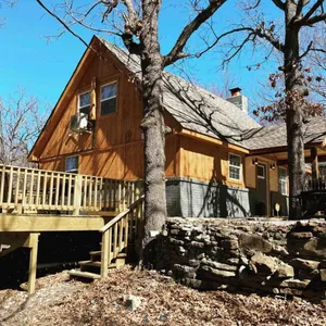 Image of Tenkiller Lake & Leisure Cabin at Snakecreek