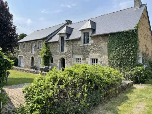 Image of Large Charming Detached Peaceful Secluded Longere Dinan Chateaus Lake Nearby