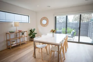 Image of 2 Bedroom Townhouse With 2 Bathrooms - 10 min Walk to Beach & Golf