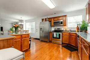 Image of Near Airport\/Office\/Bonus Rm\/Grt Location\/Sleeps 8