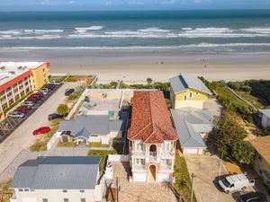 Image of Hip Nautic ~ Luxury Beachfront Beach Home with Pool - Car Free Beach - 4071H