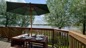 Image of Pet friendly Cotswold Cottage with hot tub and swimming pools