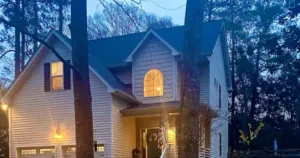 Image of Urban Chicken Farmhouse w Hot Tub