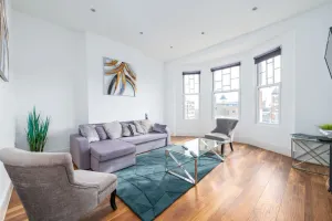 Image of Stunningly Luxurious London Apartment (MHB350)