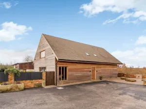 Image of 3 bedroom accommodation in Melbourne, near Derby