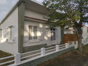 Image of Charming 2-Bedroom Beachside House with Garden in Notre-Dame-de-Monts, Pet-Friendly