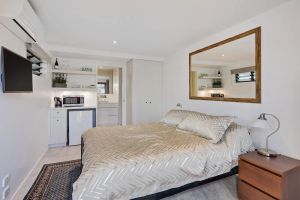 Image of Woolloongabba, comfortable, modern, private studio