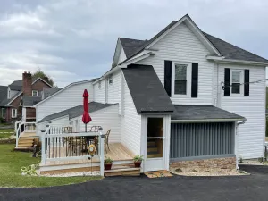 Image of Appalachian Lofts - Fiddlers Roost