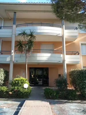 Image of Secure residence with swimming pool