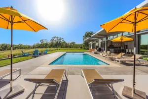 Image of Healdsburg, CA Amazing Resort-like Estate Healdsburg -- 4BD \/ 3BA
