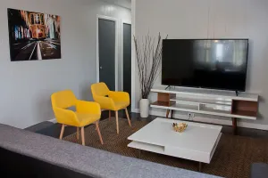 Image of ‼️Cute Modern Cottage 3 min from Purdue Campus! ‼️